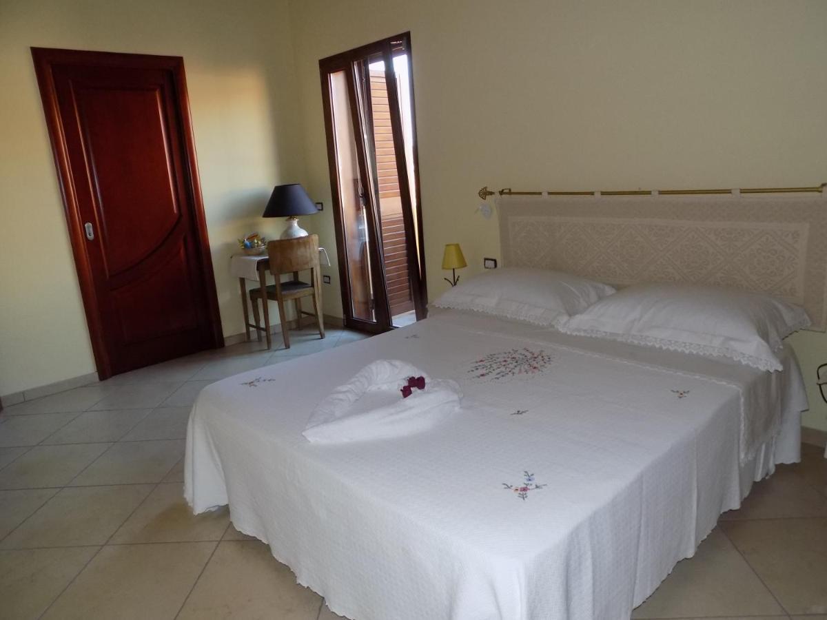 Al Ciclamino Bed & Breakfast Monastir Exterior photo